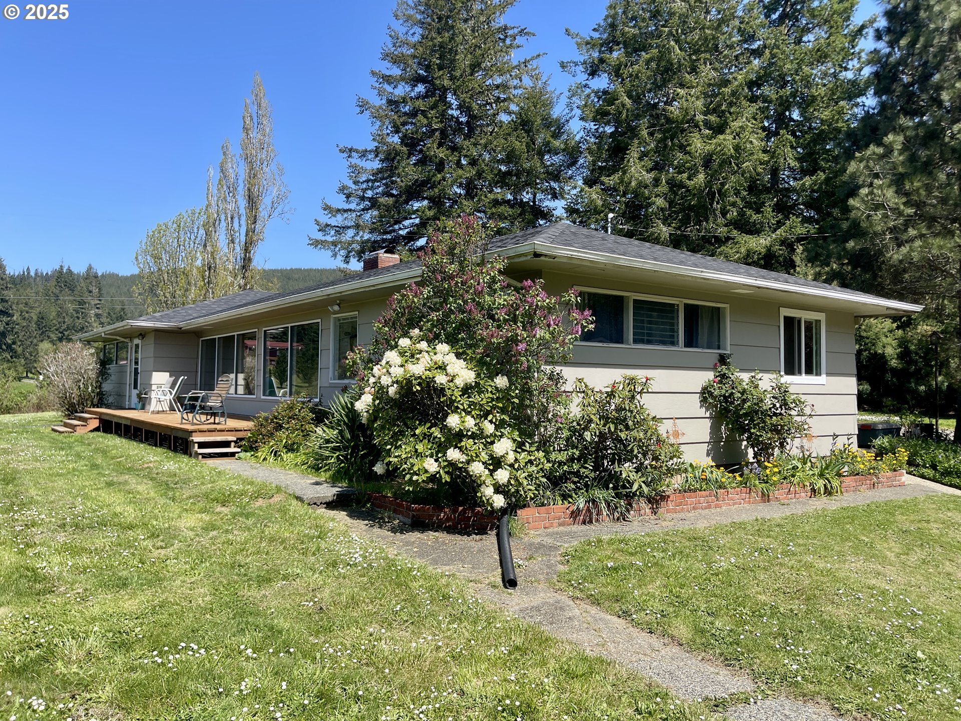 54824 Robinson Road Coquille, OR 97423 - Photo 6 of 42
