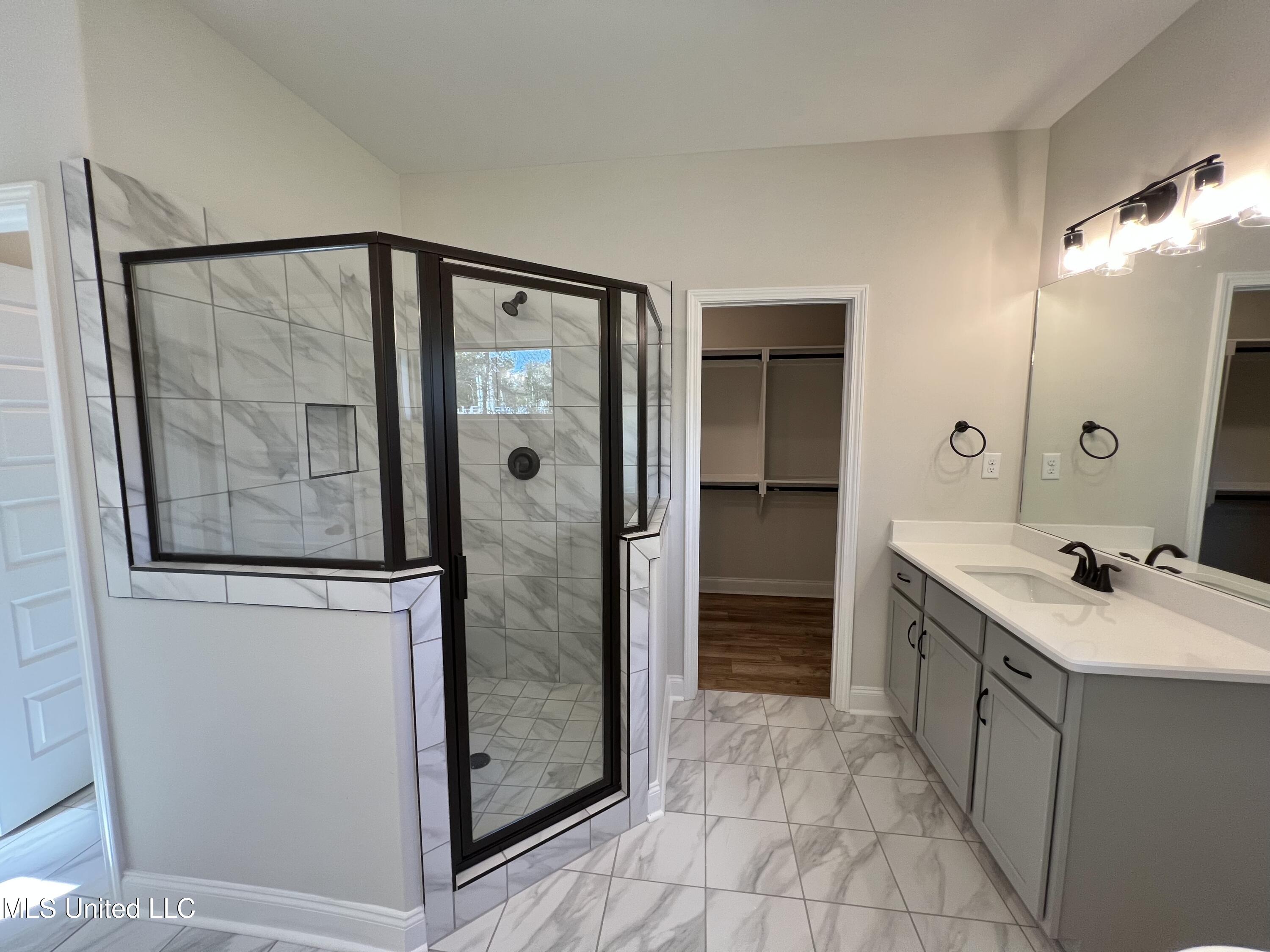 2134 Scott Mdws Lane Hernando, MS 38632 - Photo 15 of 30 IMG_4313