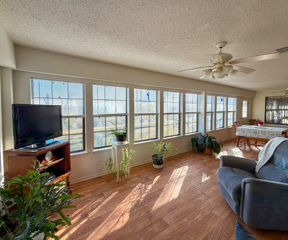 301 Paul Poe Road Livingston, TX 77351 - Photo 20 of 49