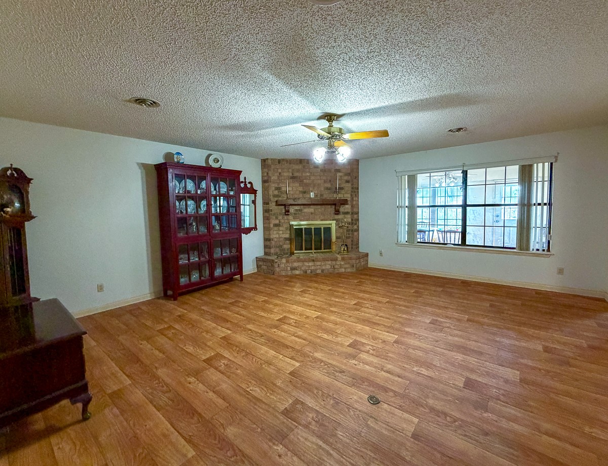 301 Paul Poe Road Livingston, TX 77351 - Photo 21 of 49