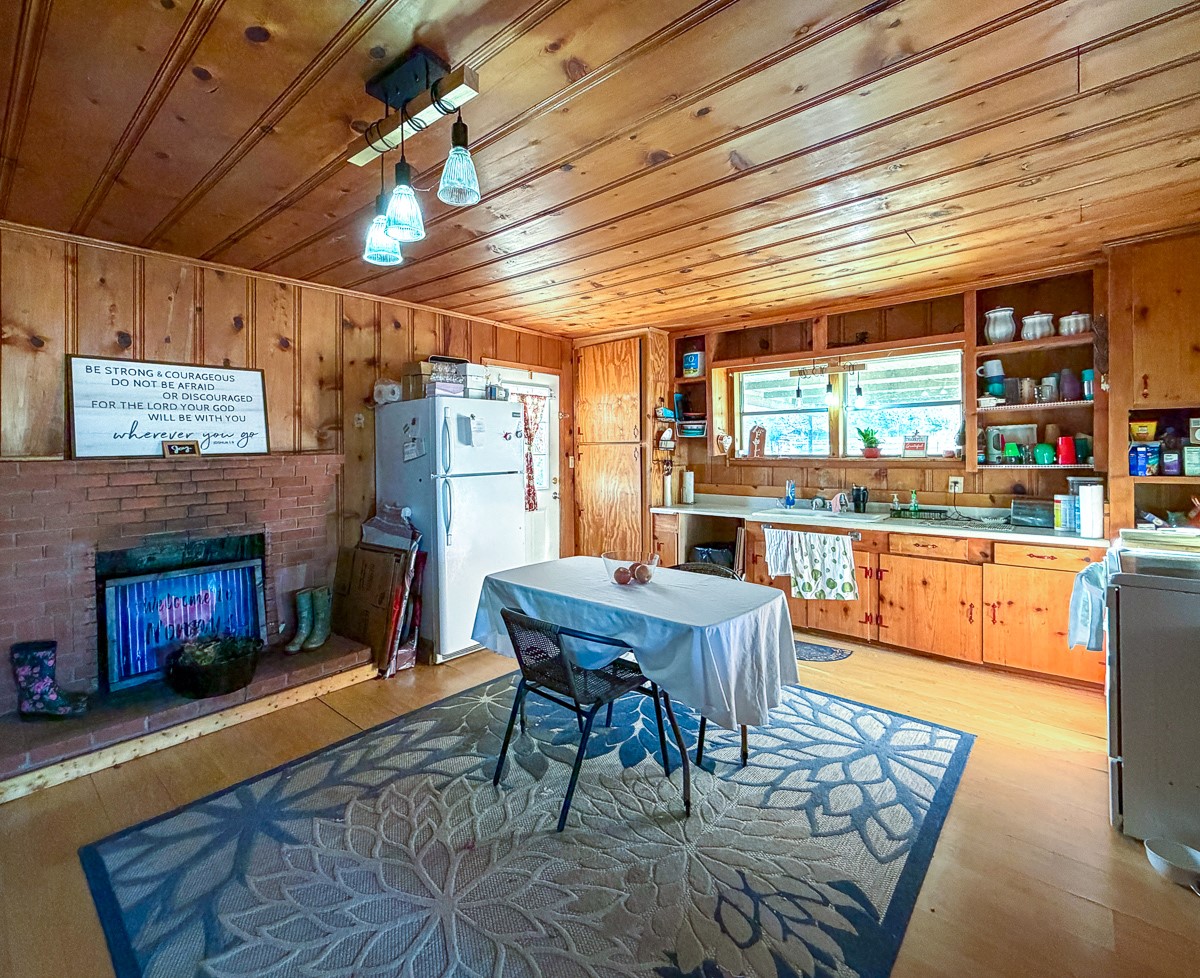 301 Paul Poe Road Livingston, TX 77351 - Photo 33 of 49