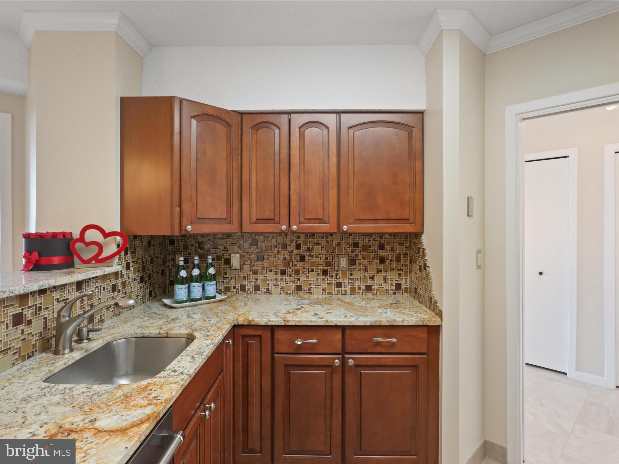 5505 Seminary Road, Unit 1810N Falls Church, VA 22041 - Photo 15 of 48