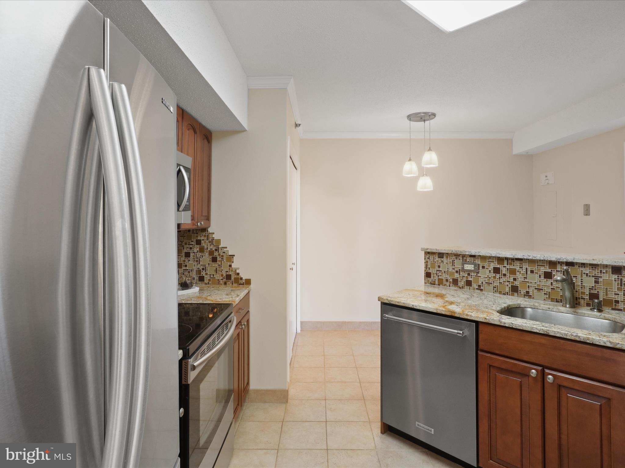 5505 Seminary Road, Unit 1810N Falls Church, VA 22041 - Photo 16 of 48