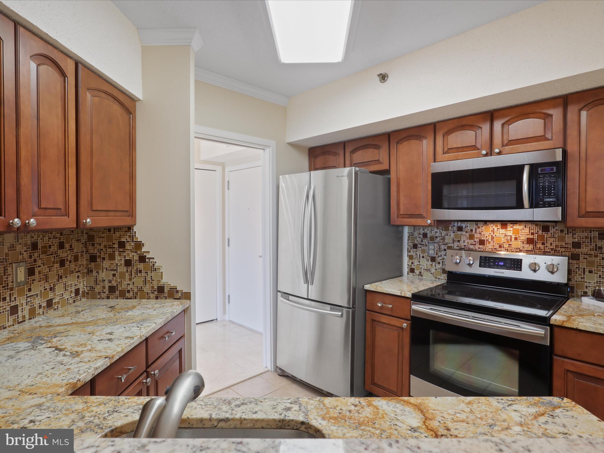 5505 Seminary Road, Unit 1810N Falls Church, VA 22041 - Photo 10 of 48