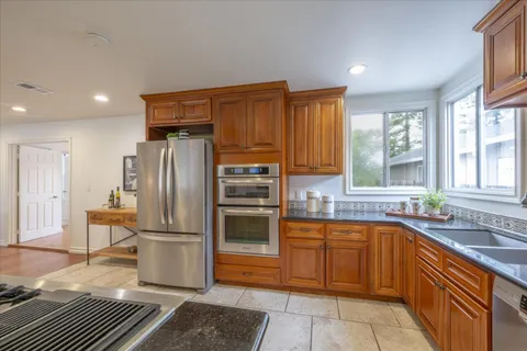 $1,398,000 | 3354 Page Street, Redwood City, CA 94063