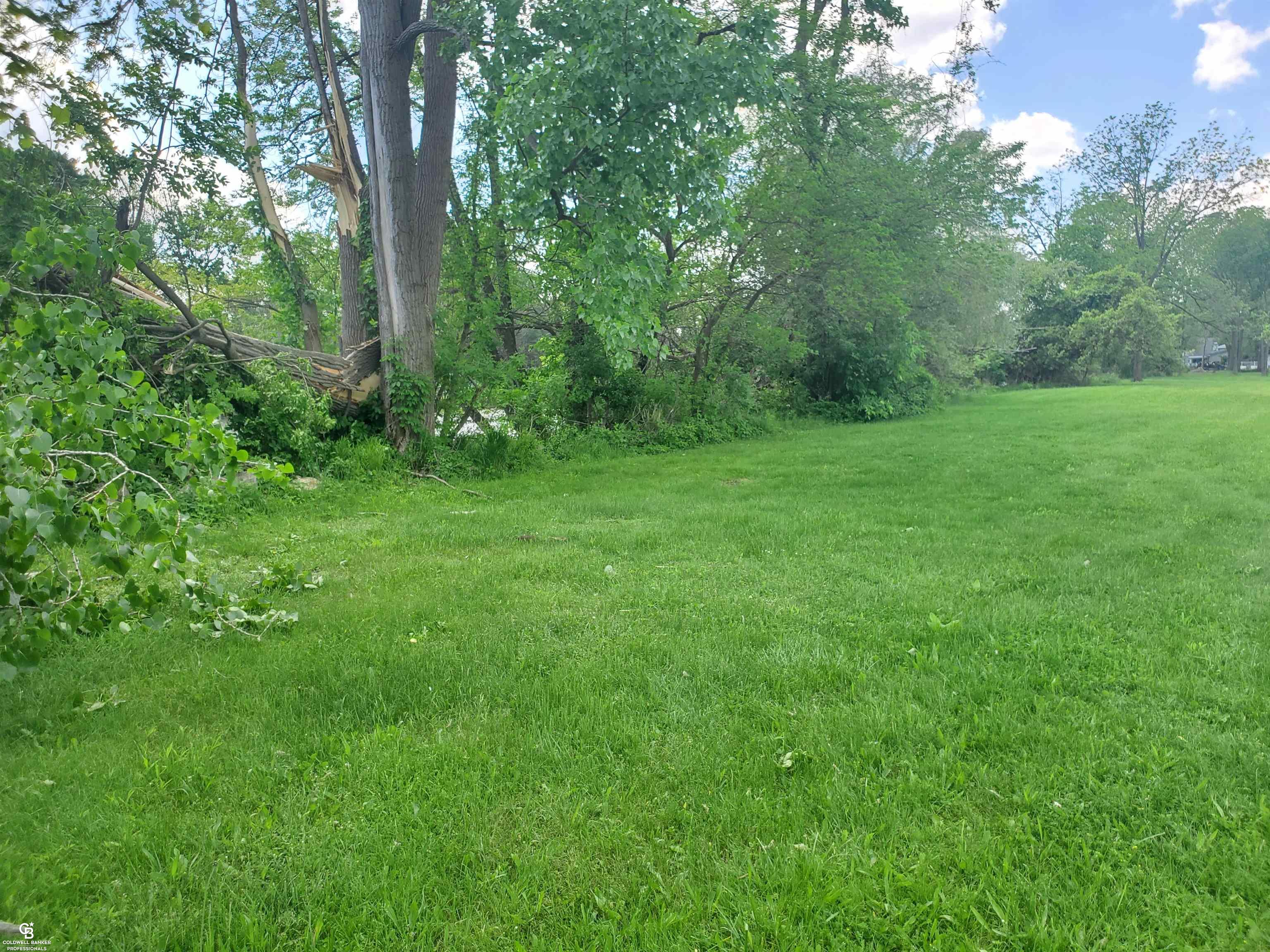 0 North River Road Harrison Township, MI 48045 - Photo 10 of 17 50143013-eb566c45-68bd-48f2-9a03-35491ea7f1b0.JPG