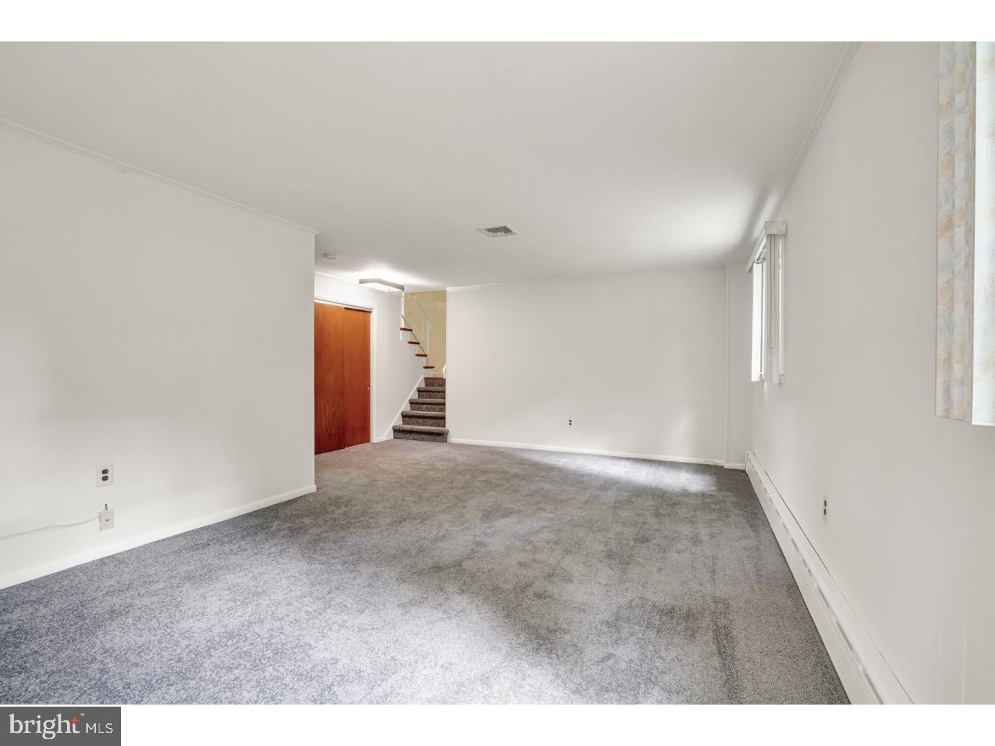 1041 Crozer Lane Springfield, PA 19064 - Photo 22 of 25 Family Room