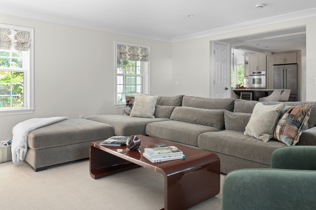 16 Harwood Road East Greenwich, RI 02818 - Photo 6 of 14