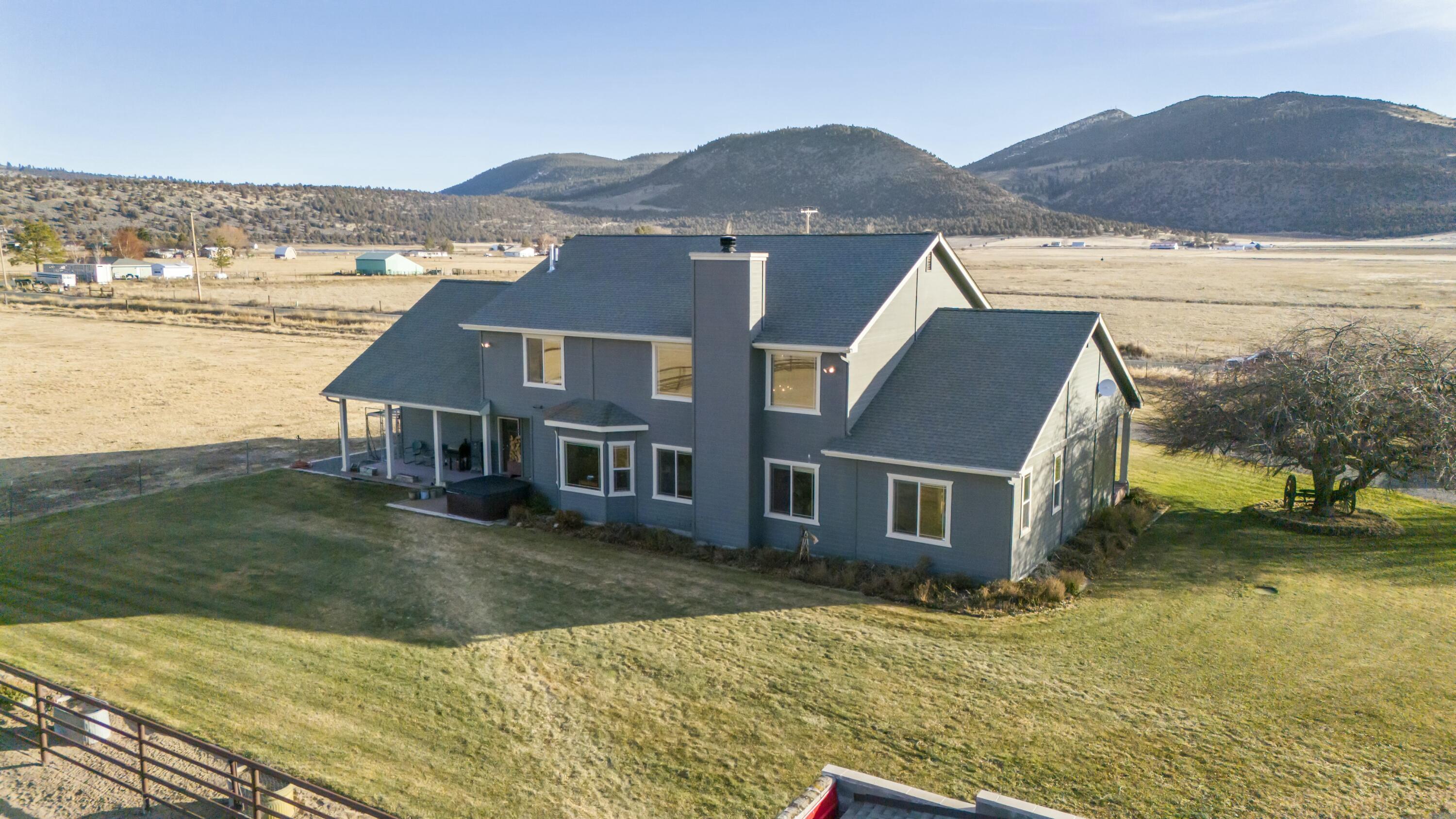11251 Crystal Springs Road Klamath Falls, OR 97603 - Photo 37 of 64 back