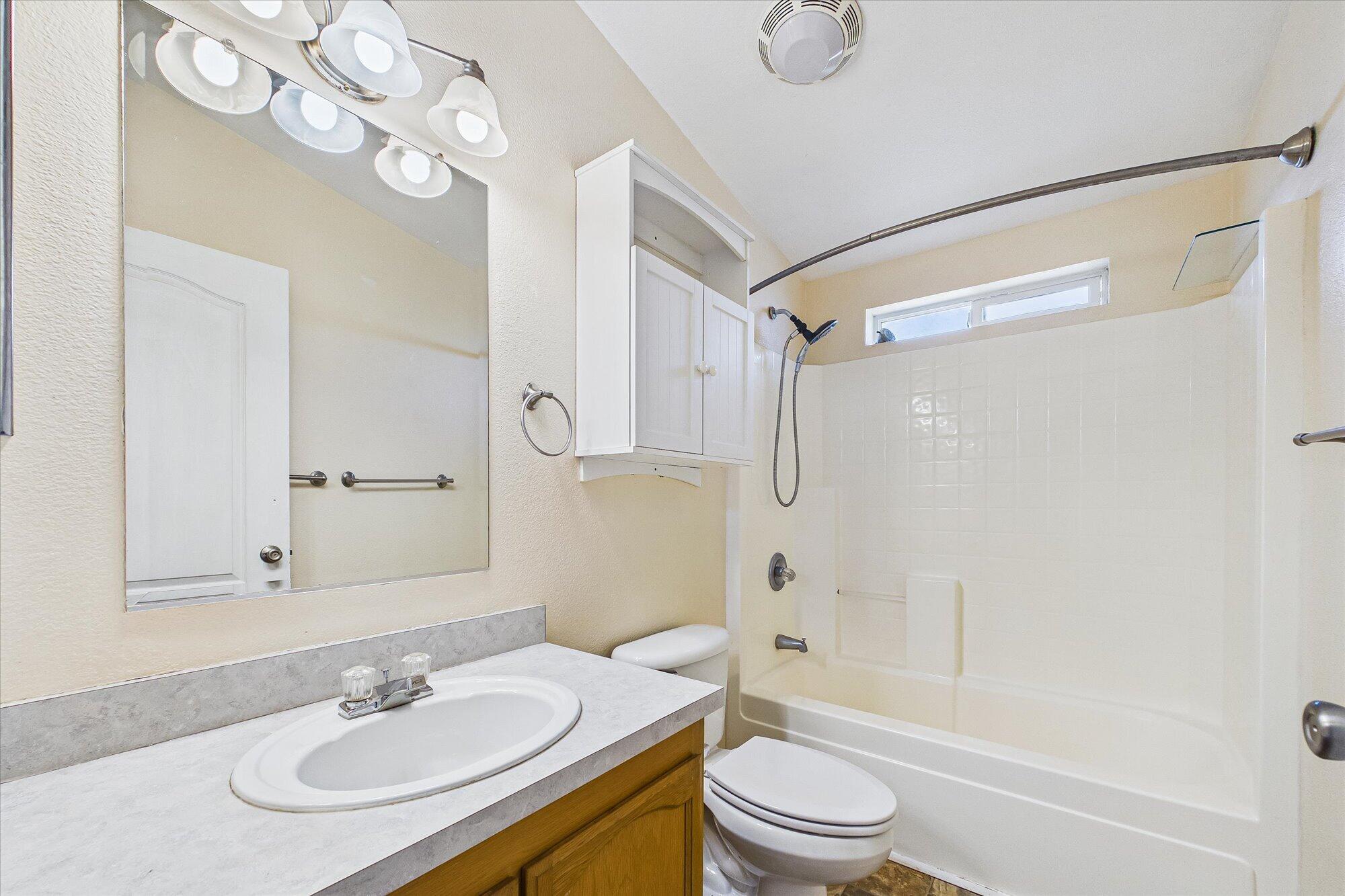 255 Hillcrest Road Loleta, CA 95551 - Photo 44 of 105 041-255 Hillcrest Road-132
