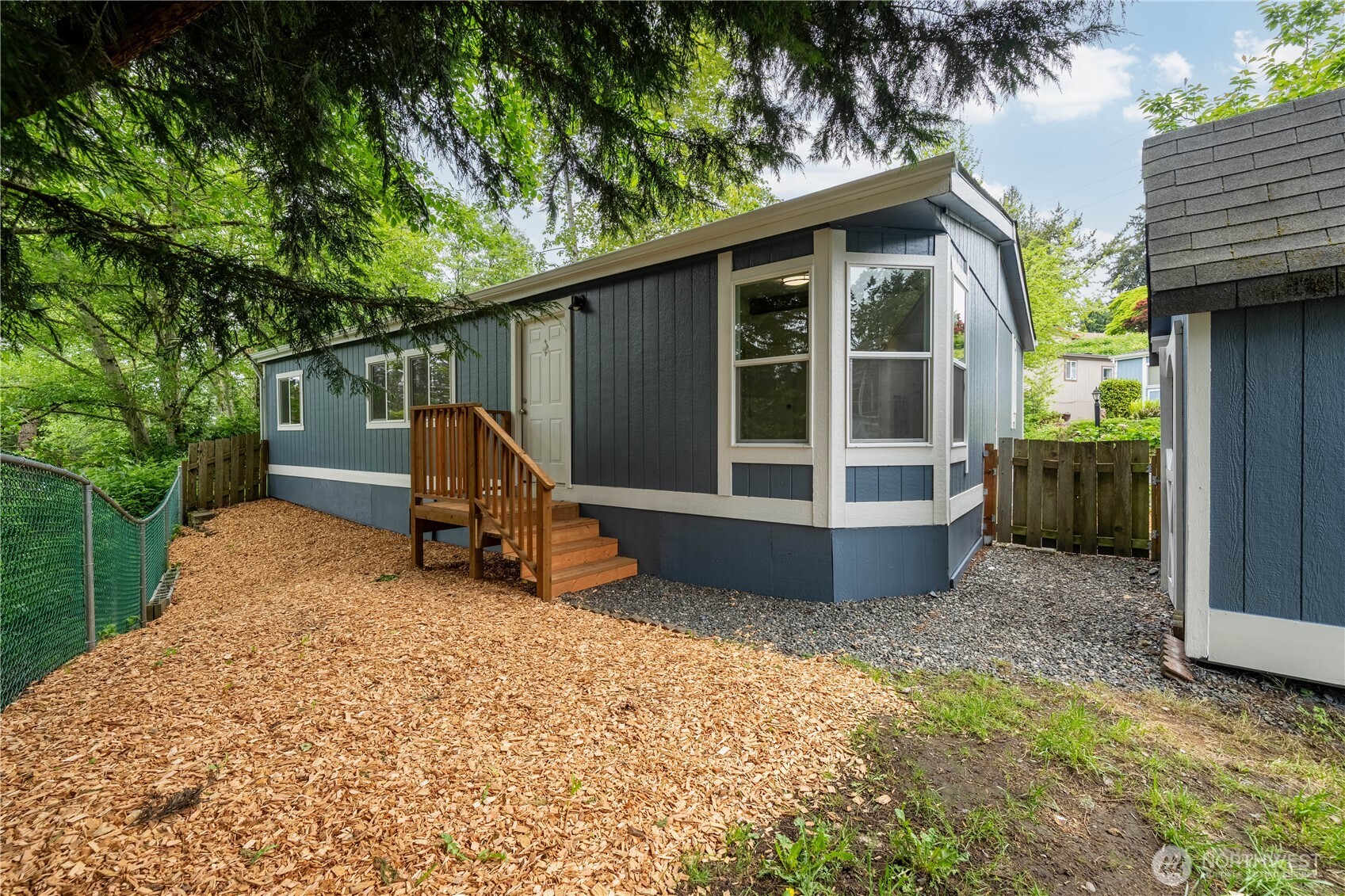 7701 Hardeson Road, Unit 52C Everett, WA 98203 - Photo 31 of 35
