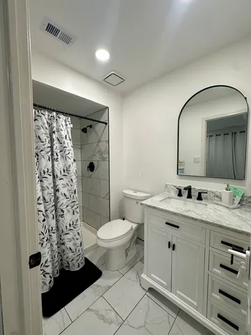 $170,000 | 2807 Glenwood Lansing Road, Unit 212, Lynwood, IL 60411