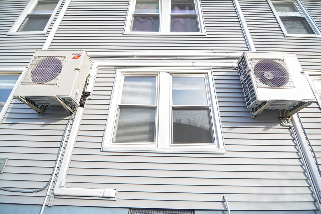 7 Harding Street Grafton, MA 01560 - Photo 5 of 35