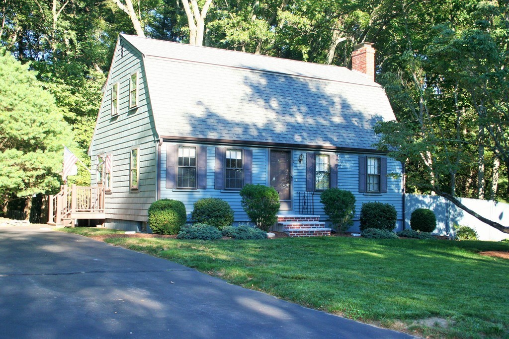 5 Pine Knoll Road Franklin, MA 02038 - Photo 1 of 12 Gallery Image 1