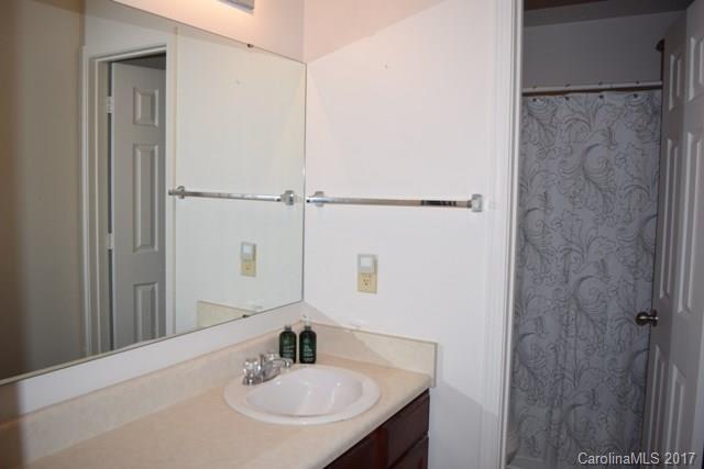 14214 Luscombe Farm Road Charlotte, NC 28278 - Photo 15 of 22 Gallery Image 15