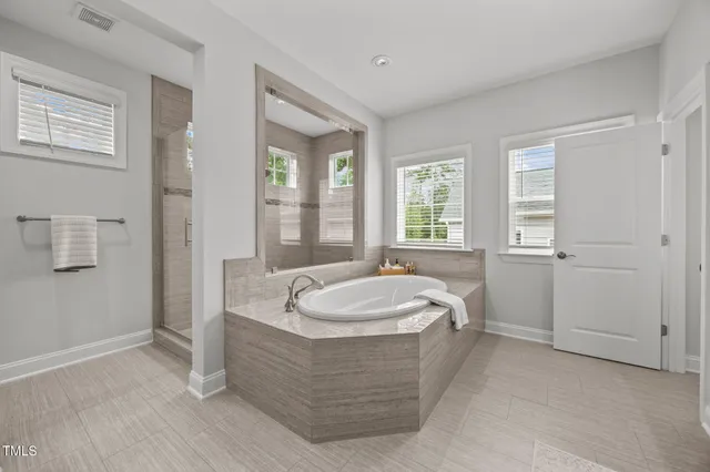 $1,395,000 | 440 Creekhurst Place, Cary, NC 27519