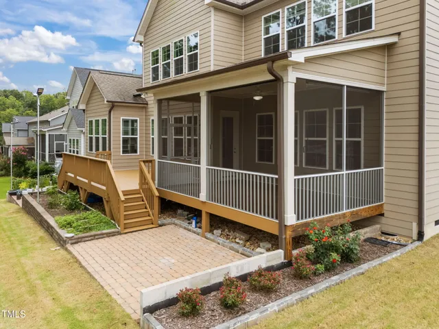 $1,395,000 | 440 Creekhurst Place, Cary, NC 27519