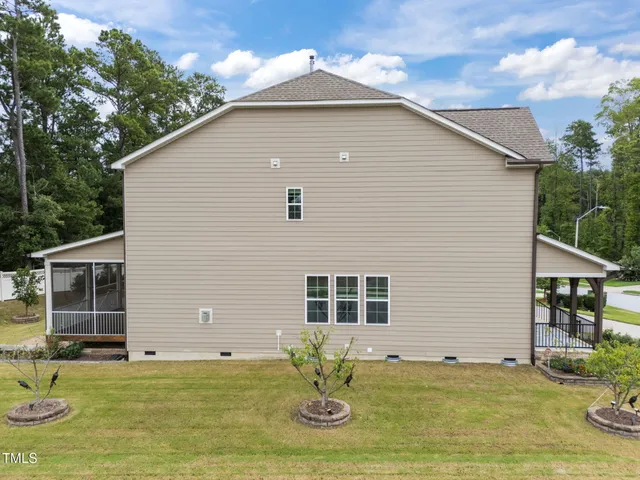 $1,395,000 | 440 Creekhurst Place, Cary, NC 27519