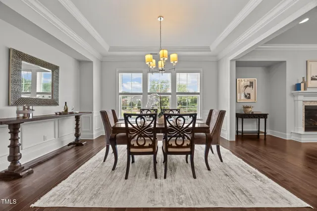 $1,395,000 | 440 Creekhurst Place, Cary, NC 27519