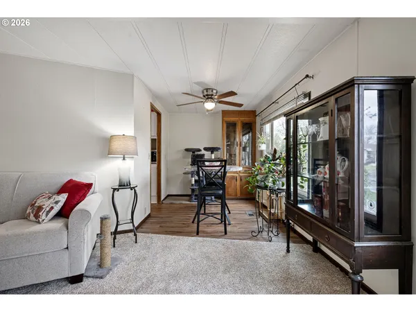 $105,000 | 1400 Candlelight Drive, Unit 105, Eugene, OR 97402