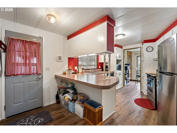 $105,000 | 1400 Candlelight Drive, Unit 105, Eugene, OR 97402