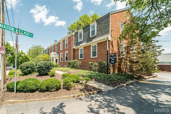 $2,350 | 1120 South Mason Road, Unit 1120, St. Louis, MO 63131