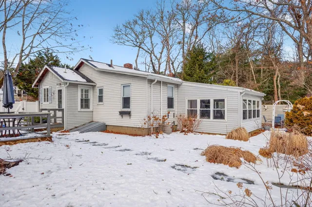 $599,000 | 1456 Santuit-Newtown Road, Cotuit, MA 02635