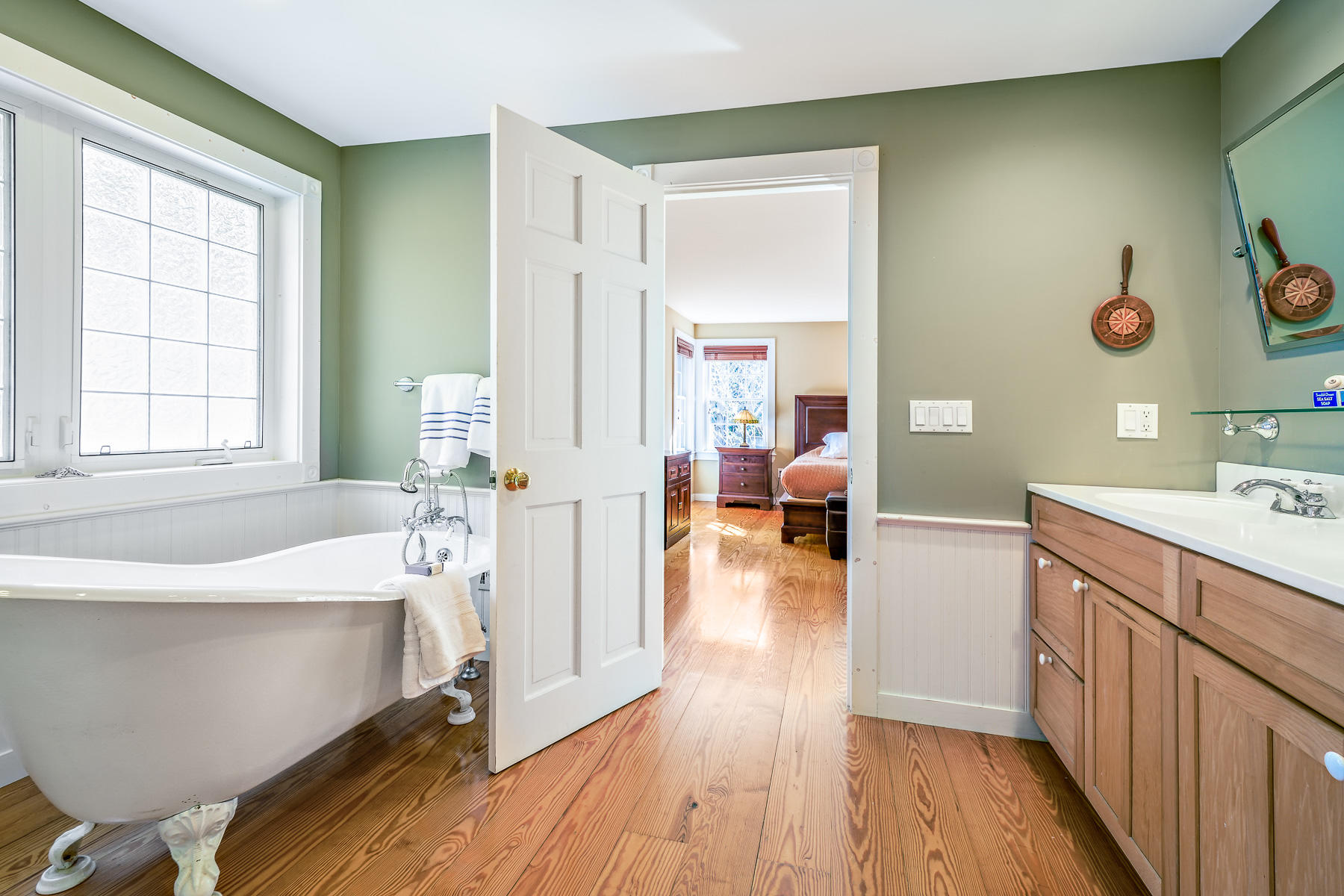 16 Sawyer Grove Road Truro, MA 02666 - Photo 15 of 30 16 Sawyer Grove Road, Truro MA-27