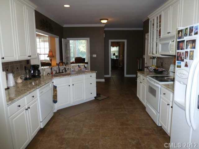 575 State Rd S-29-38, Unit 15 Lancaster, SC 29720 - Photo 6 of 16 Gallery Image 6
