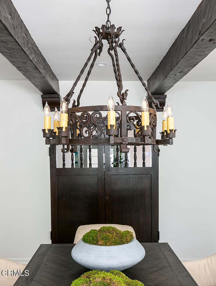 1570 San Pasqual Street Pasadena, CA 91106 - Photo 9 of 72 a room with table and chairs