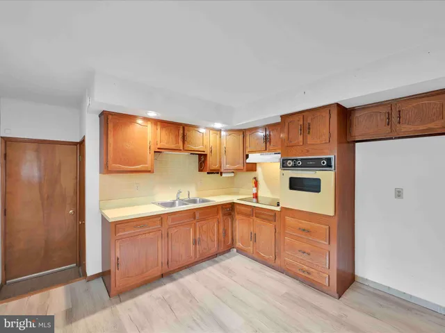 $160,000 | 22 West Cherry Street, Shenandoah, PA 17976