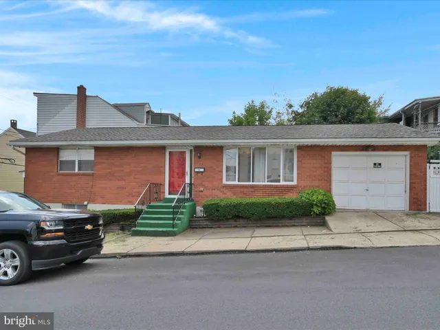 $160,000 | 22 West Cherry Street, Shenandoah, PA 17976