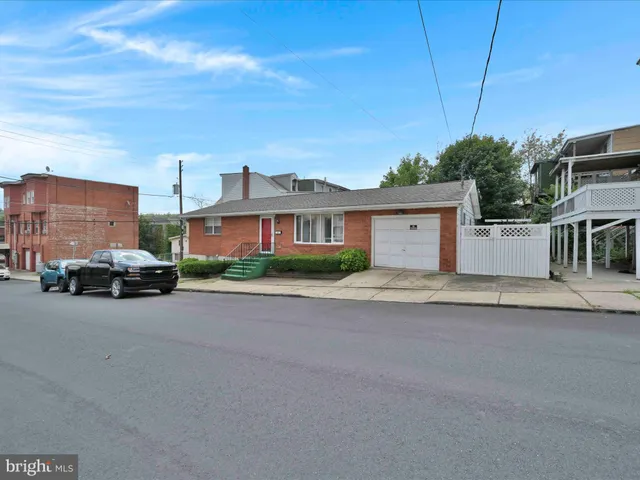 $160,000 | 22 West Cherry Street, Shenandoah, PA 17976