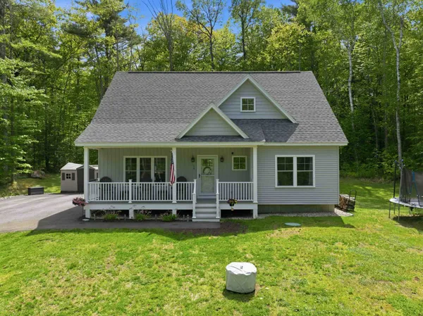 $719,000 | 19 Birch Hill Road, Meredith, NH 03253