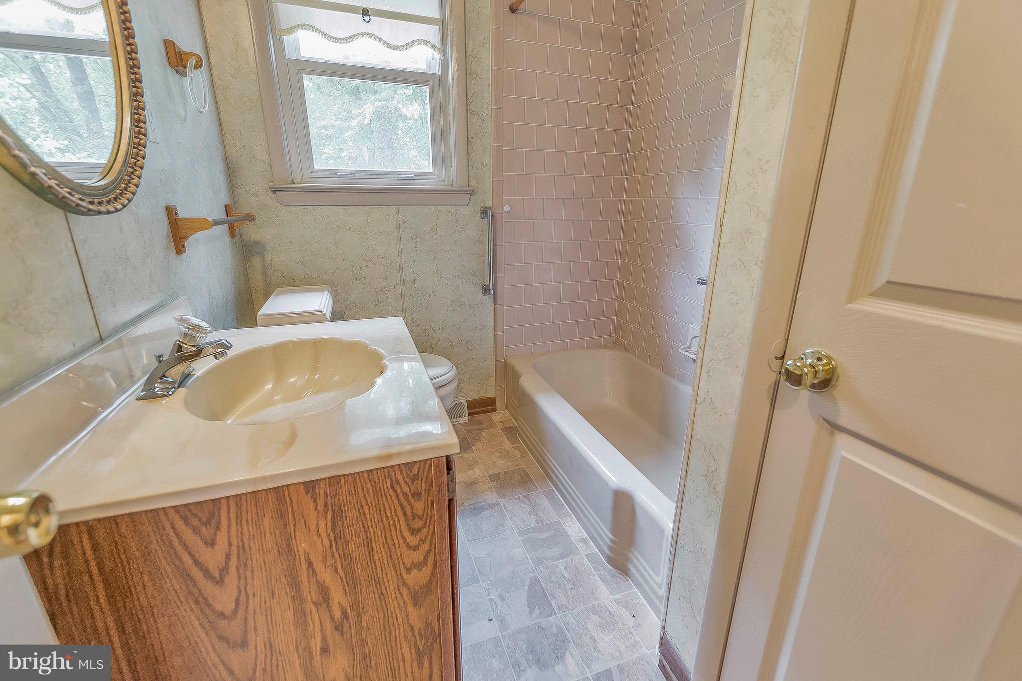 19 Notley Road Fort Washington, MD 20744 - Photo 14 of 27 Bath