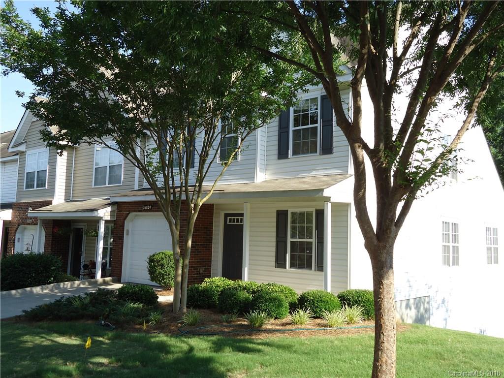 16824 Timber Crossing Road Charlotte, NC 28213 - Photo 2 of 23 a front view of a house with a yard