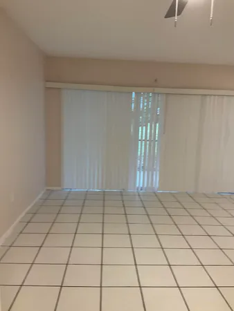 $2,500 | 4008 Inverrary Drive, Unit G6, Lauderhill, FL 33319