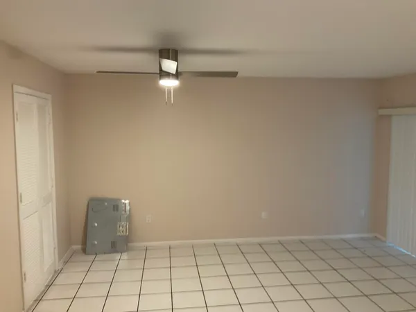 $2,500 | 4008 Inverrary Drive, Unit G6, Lauderhill, FL 33319