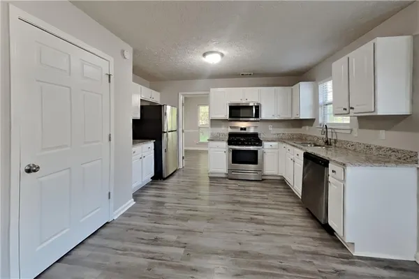 $2,095 | 926 Tilford Court, Lawrenceville, GA 30045