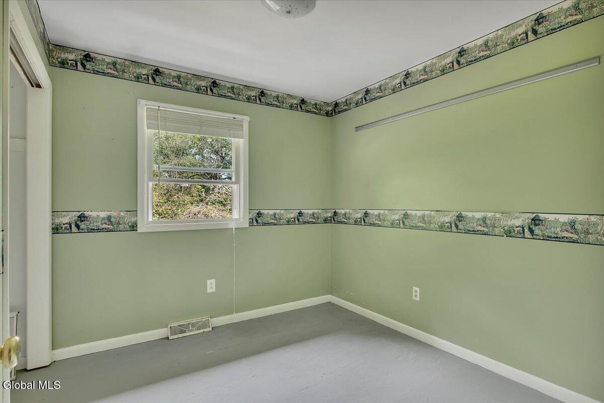 320 Miller Road Schodack, NY 12061 - Photo 11 of 37 18-P1472647