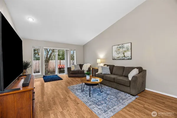 $449,999 | 20518 190th Avenue East, Orting, WA 98360