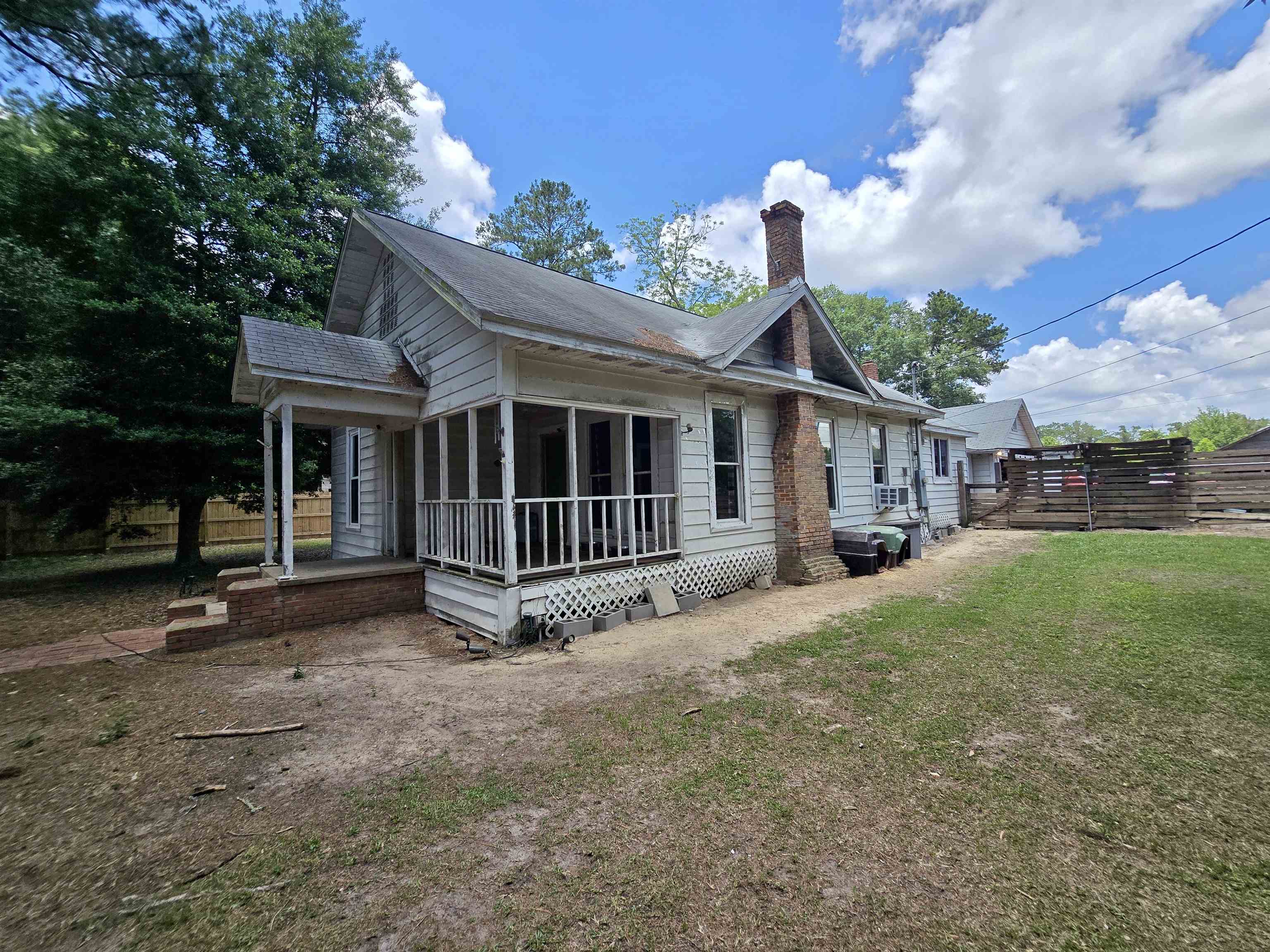 8497 Sycamore Road Greensboro, FL 32351 - Photo 2 of 54
