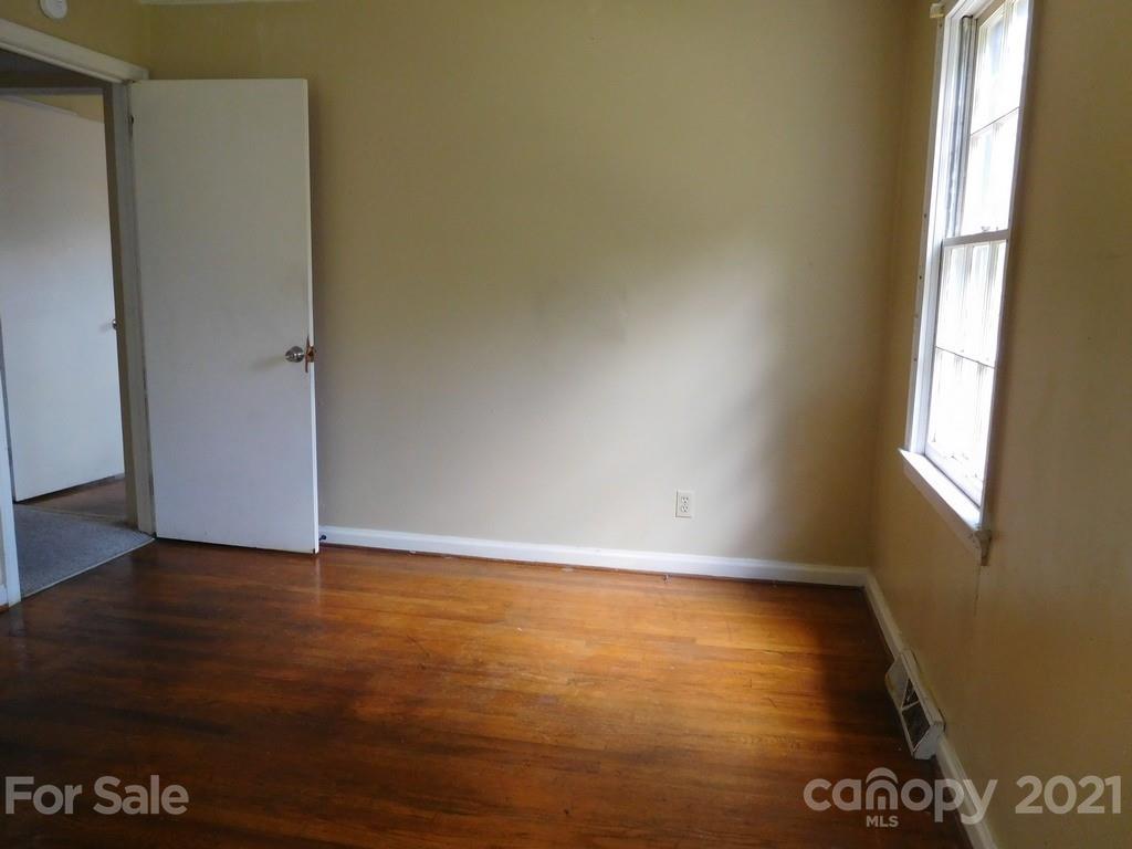 621 Charles Road Shelby, NC 28152 - Photo 15 of 17 a view of an empty room and window