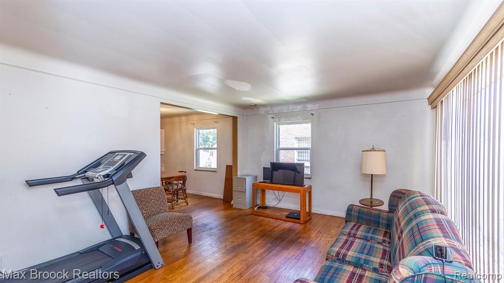 3250 West Seven Mile Road Detroit, MI 48221 - Photo 5 of 44
