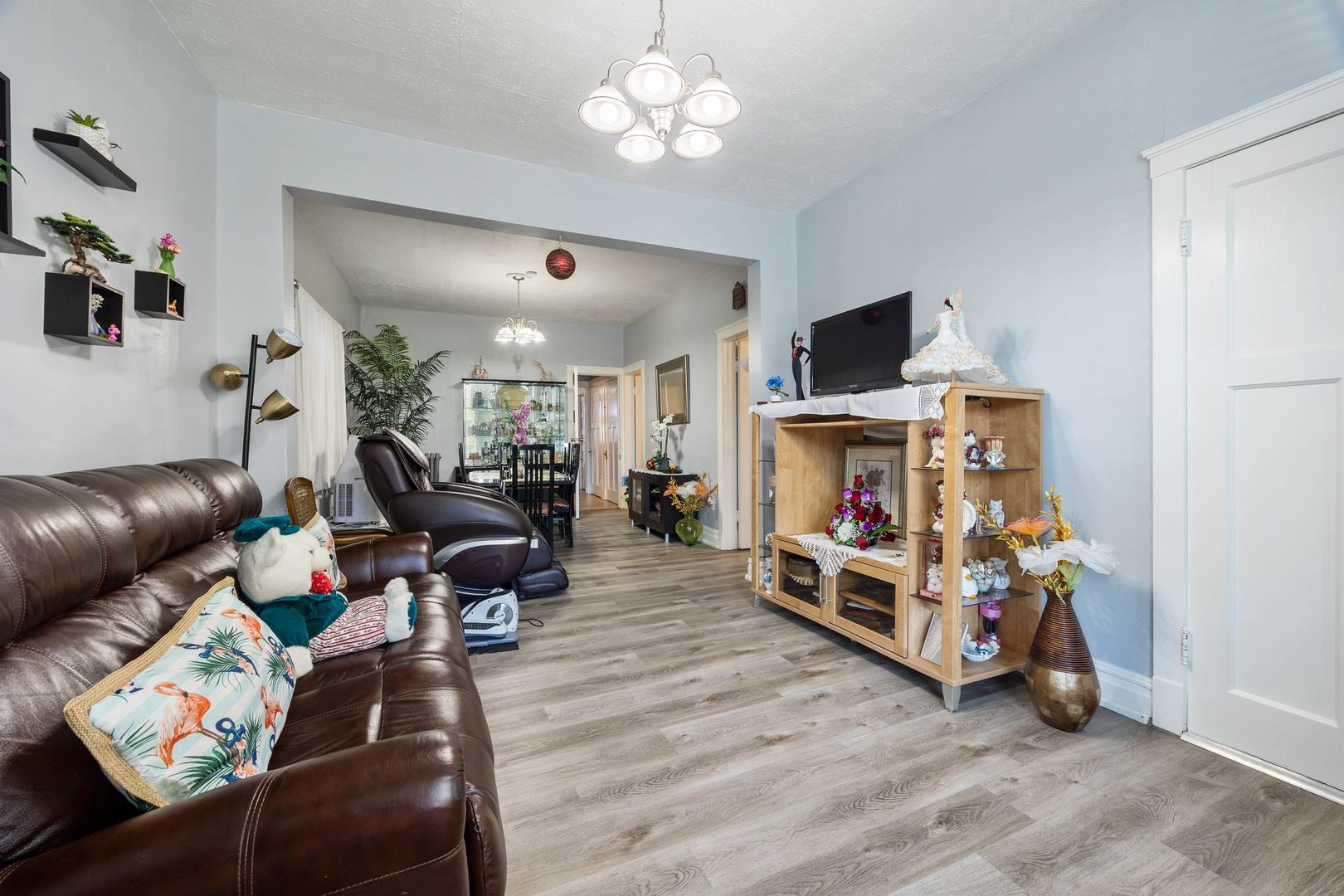 2334 South Ridgeway Avenue Chicago, IL 60623 - Photo 9 of 40 Gallery Image 9