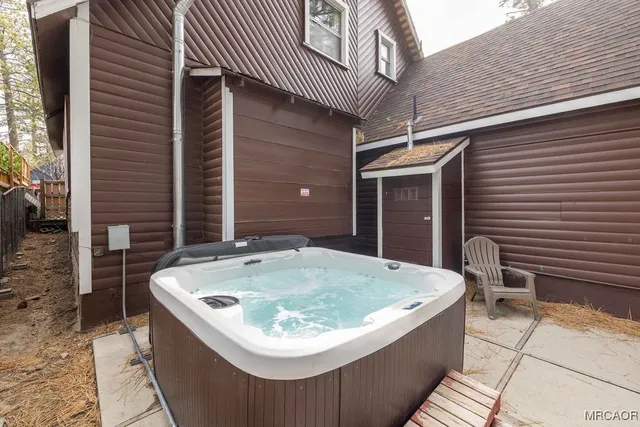 $699,999 | 332 Vista Lane, Big Bear Lake, CA 92315