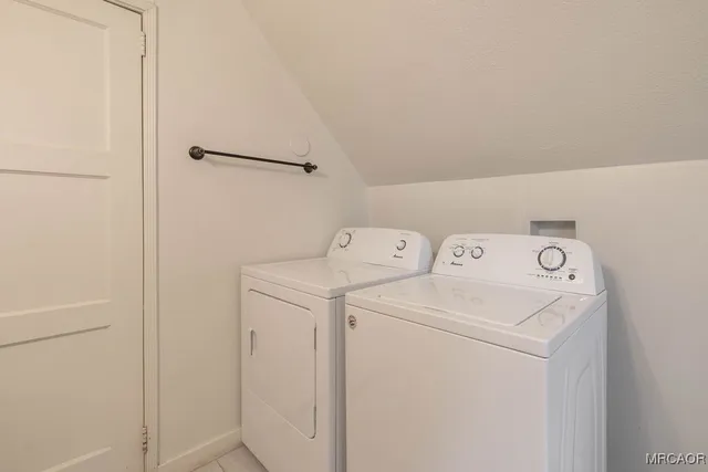 $699,999 | 332 Vista Lane, Big Bear Lake, CA 92315