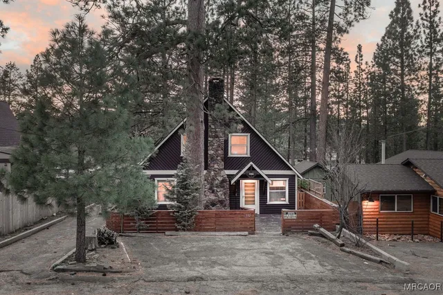 $699,999 | 332 Vista Lane, Big Bear Lake, CA 92315