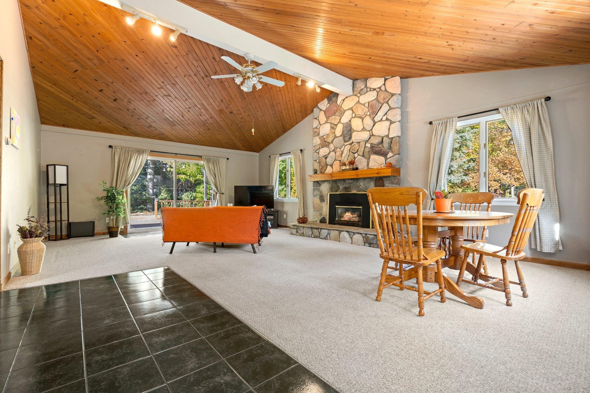 3008 Indian Hill Road Honor, MI 49640 - Photo 16 of 45 1905982-15.JPG