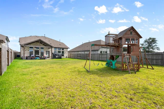 $3,300 | 2405 Bayrose Drive, Texas City, TX 77568